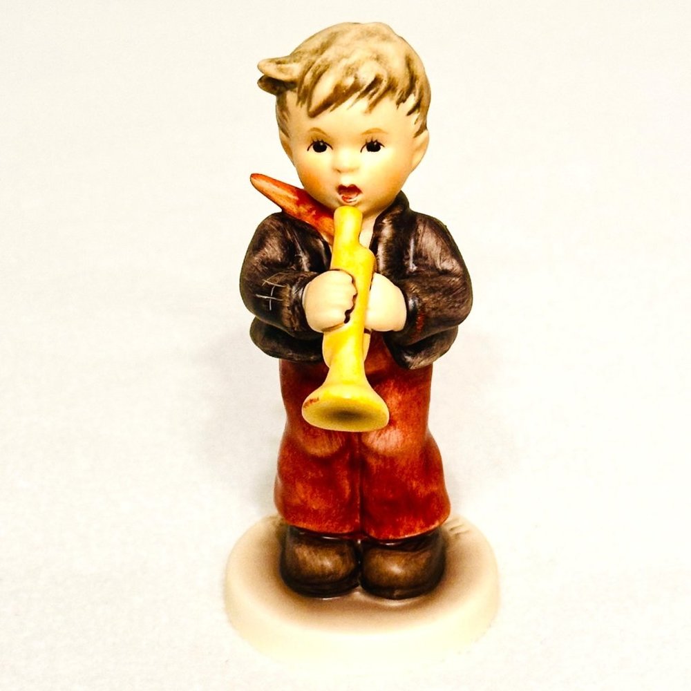 Goebel Hummel #2244 Spring Song - Exclusive Club Edition - TMK8